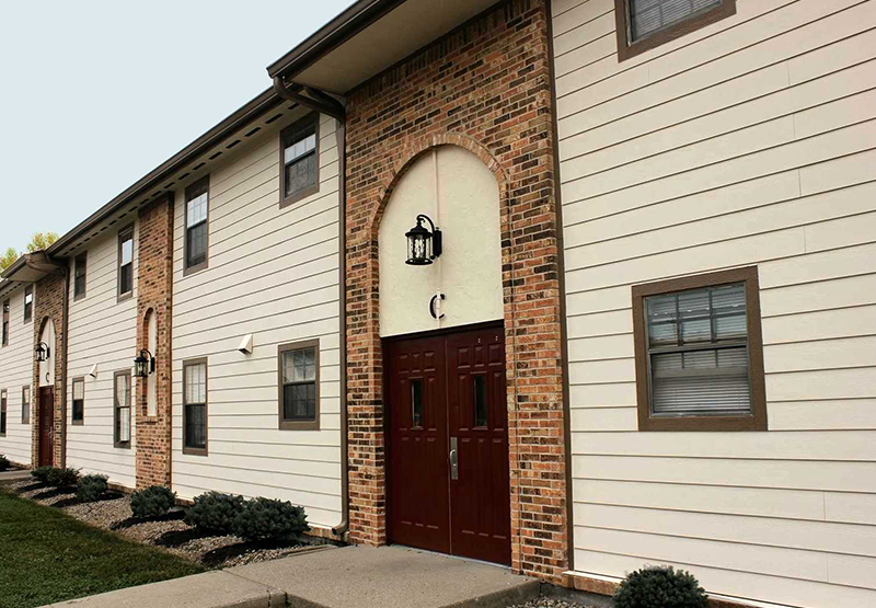 Stonecrest Apartments